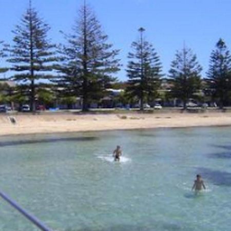 Port Lincoln Holiday Apartments Екстер'єр фото